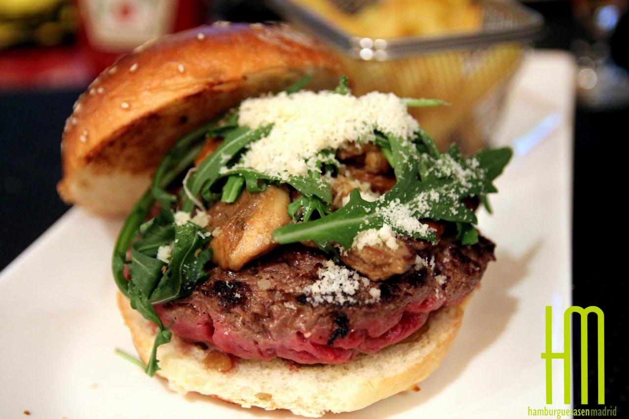 Elvis Burger Rock and Roll Madrid