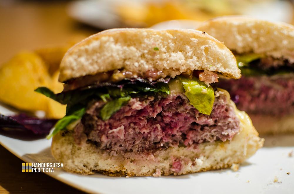 Detalle Corte Burger Bululu