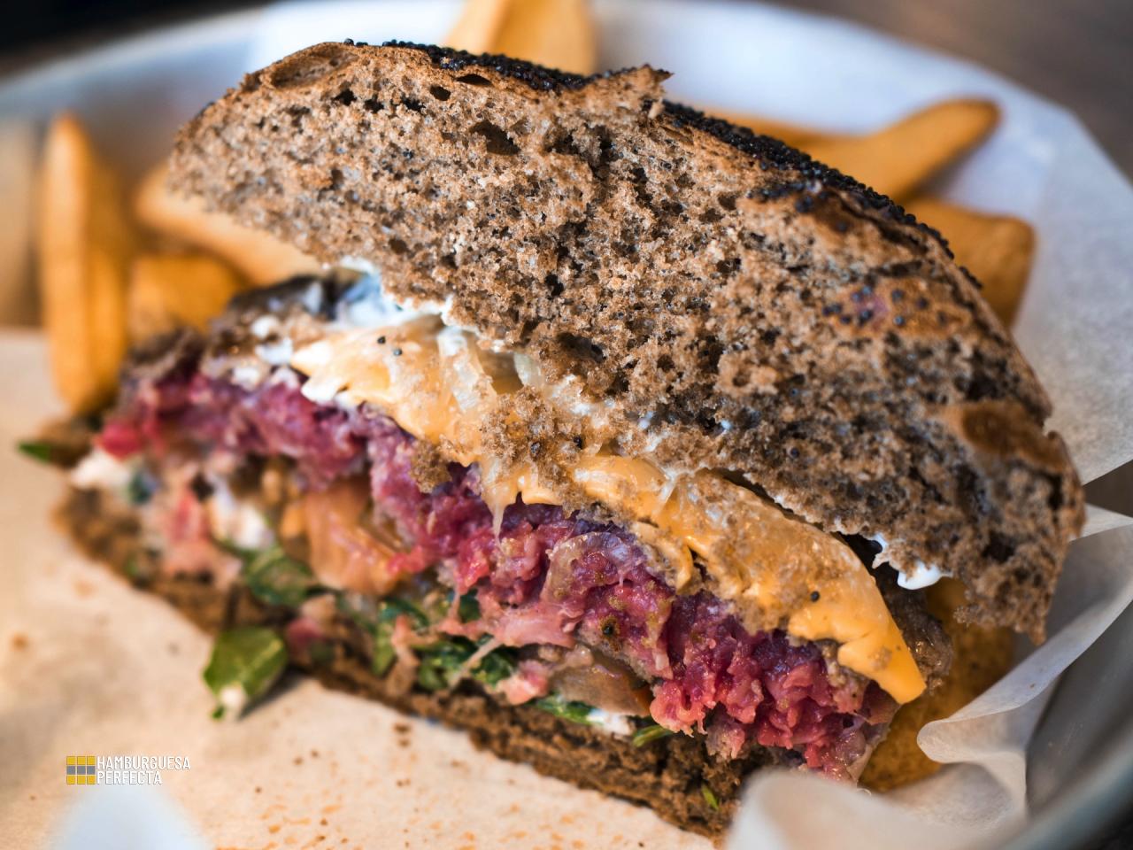 Detalle Corte Burger El Kiosko