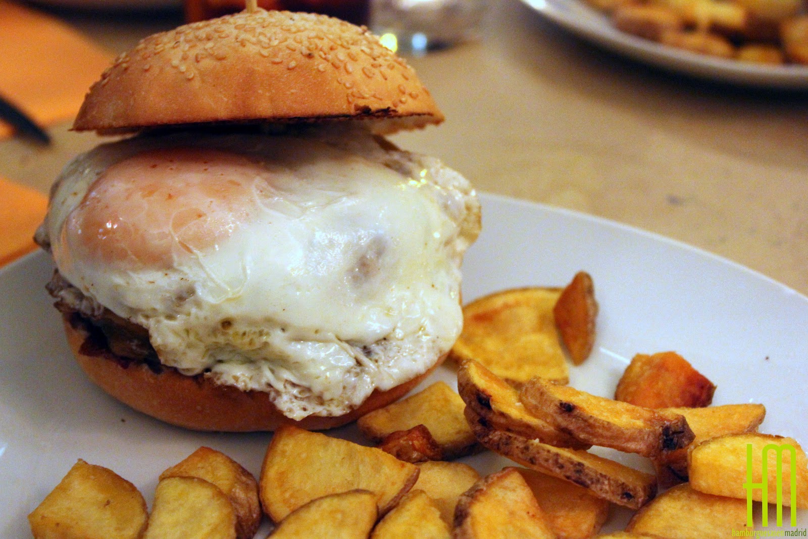 Gregorios Burger La Carmencita