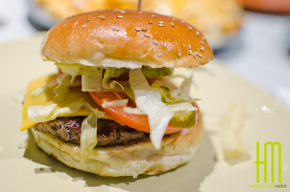 Burger Michigan Tom's Burger