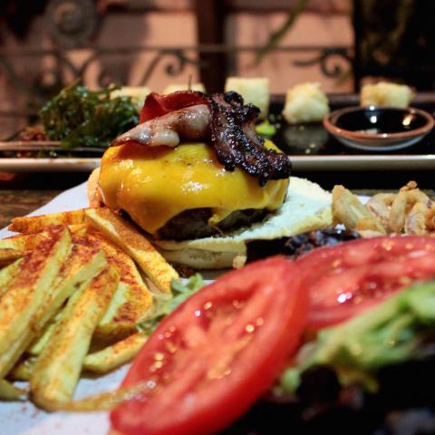 Hamburguesa Matute