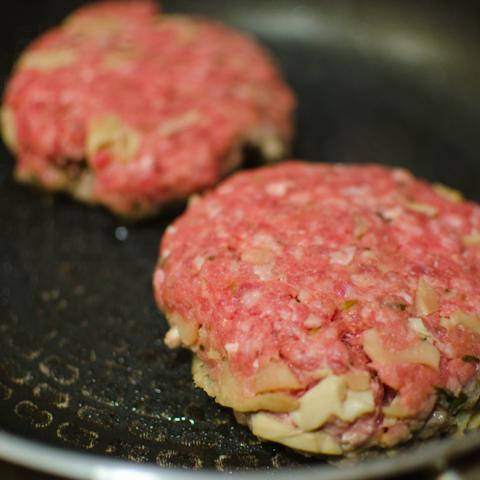 Carne Sushi Burger