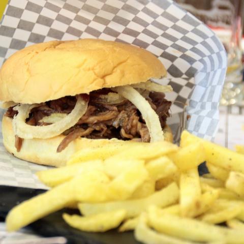 Hamburguesa Santa Bárbara Encarnitas