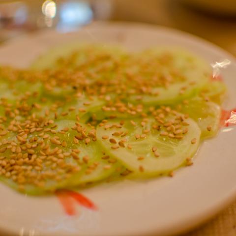 Ensalada de Pepinos Home Burger