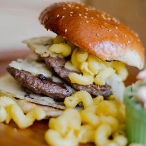 Mac&Cheesse Banner