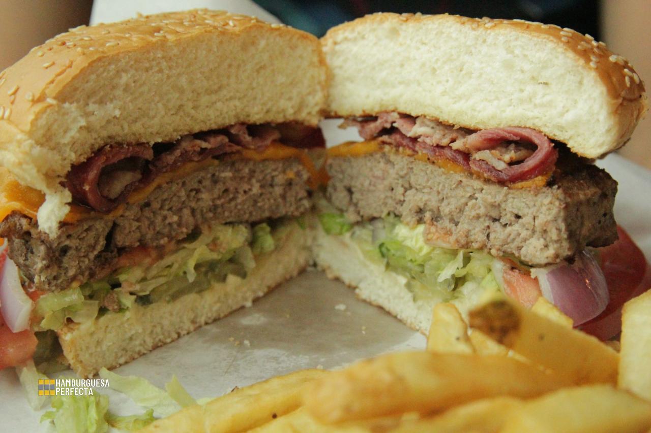 Corte Burger Chilis