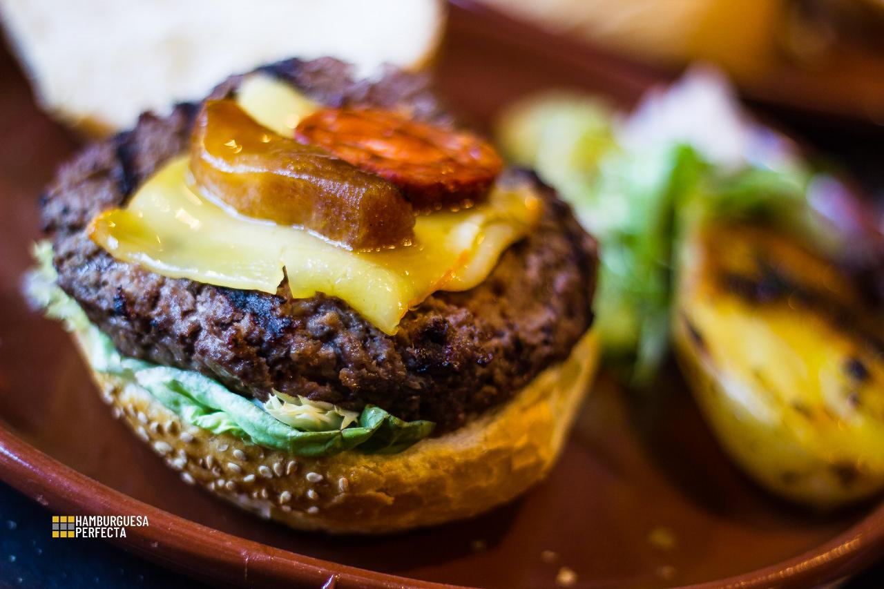 Hamburguesa Mallorquina And Burger Zero
