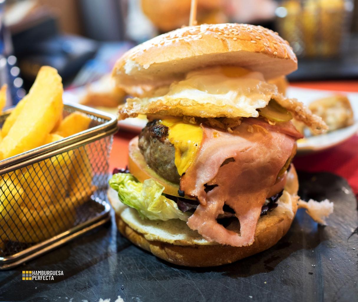 Hamburguesa Americana Beer and Grill