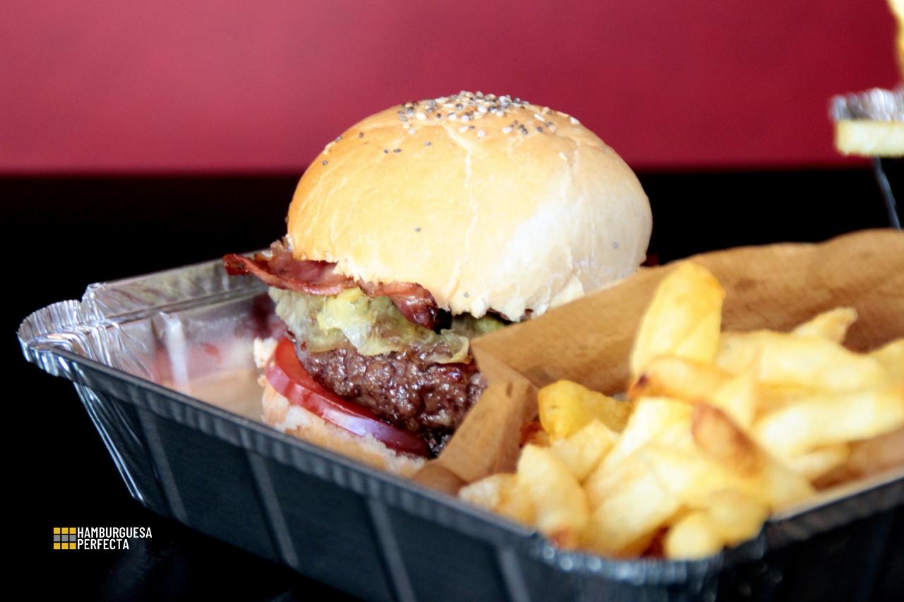 Hamburguesa Jamaican Burge Joint