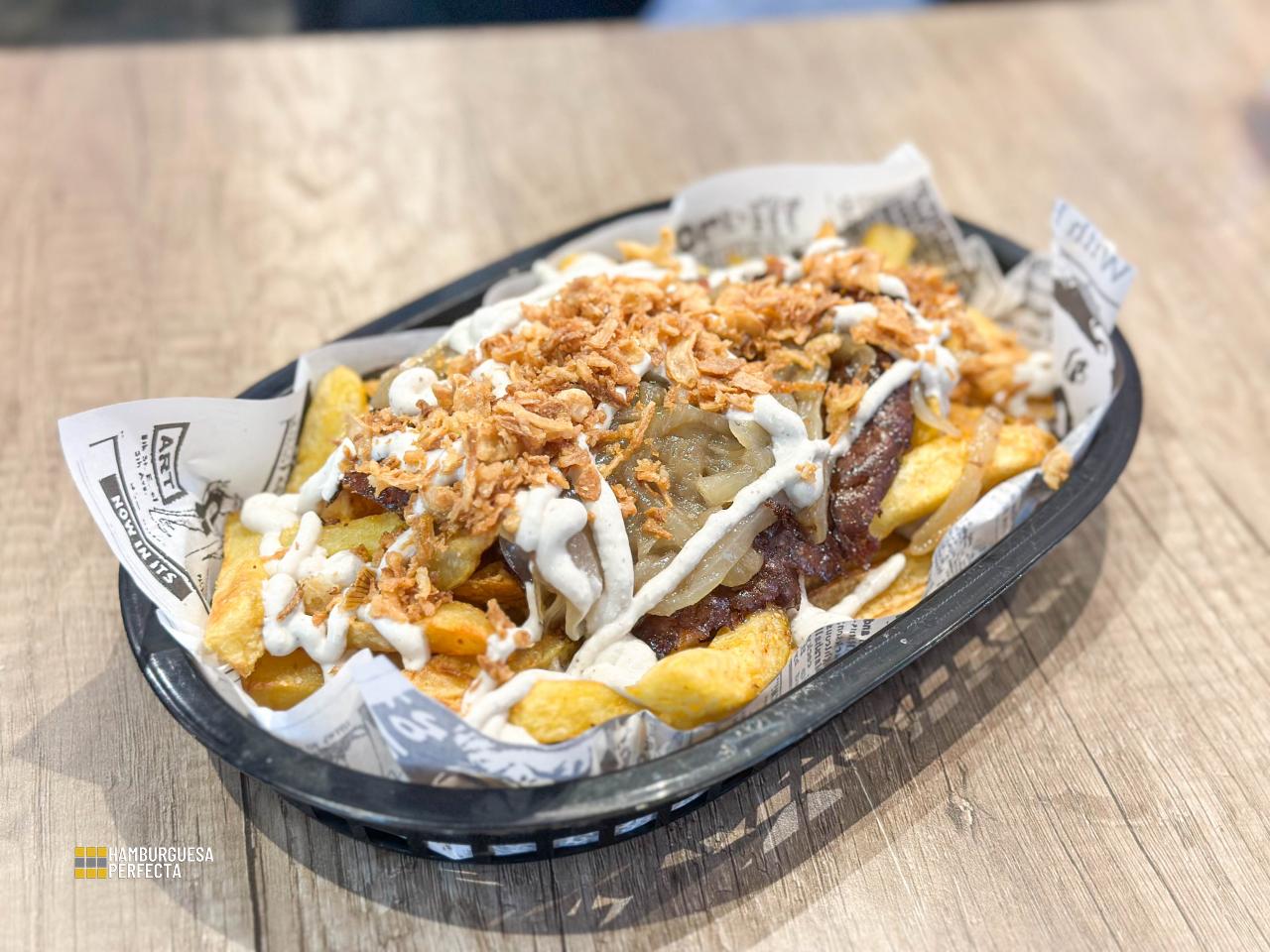 Patatas smasheadas TNT smash burger