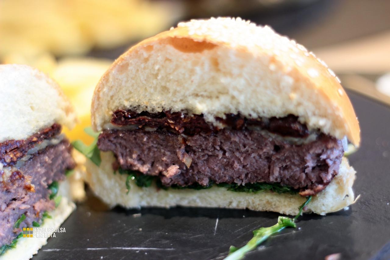 Detalle Corte Burger Parmesana Muxers