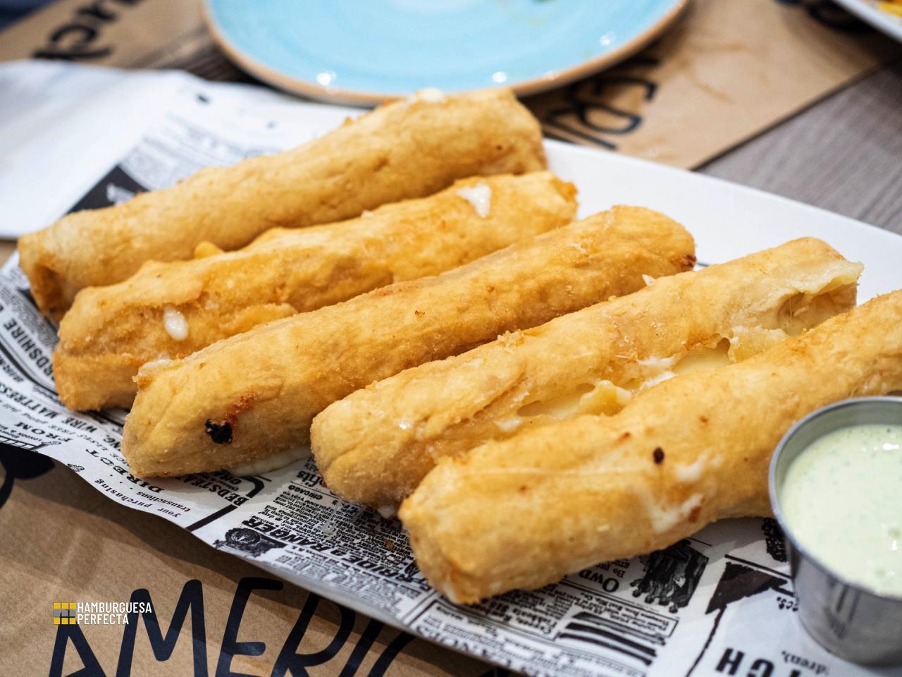 Palos de Queso Navidad Food truck