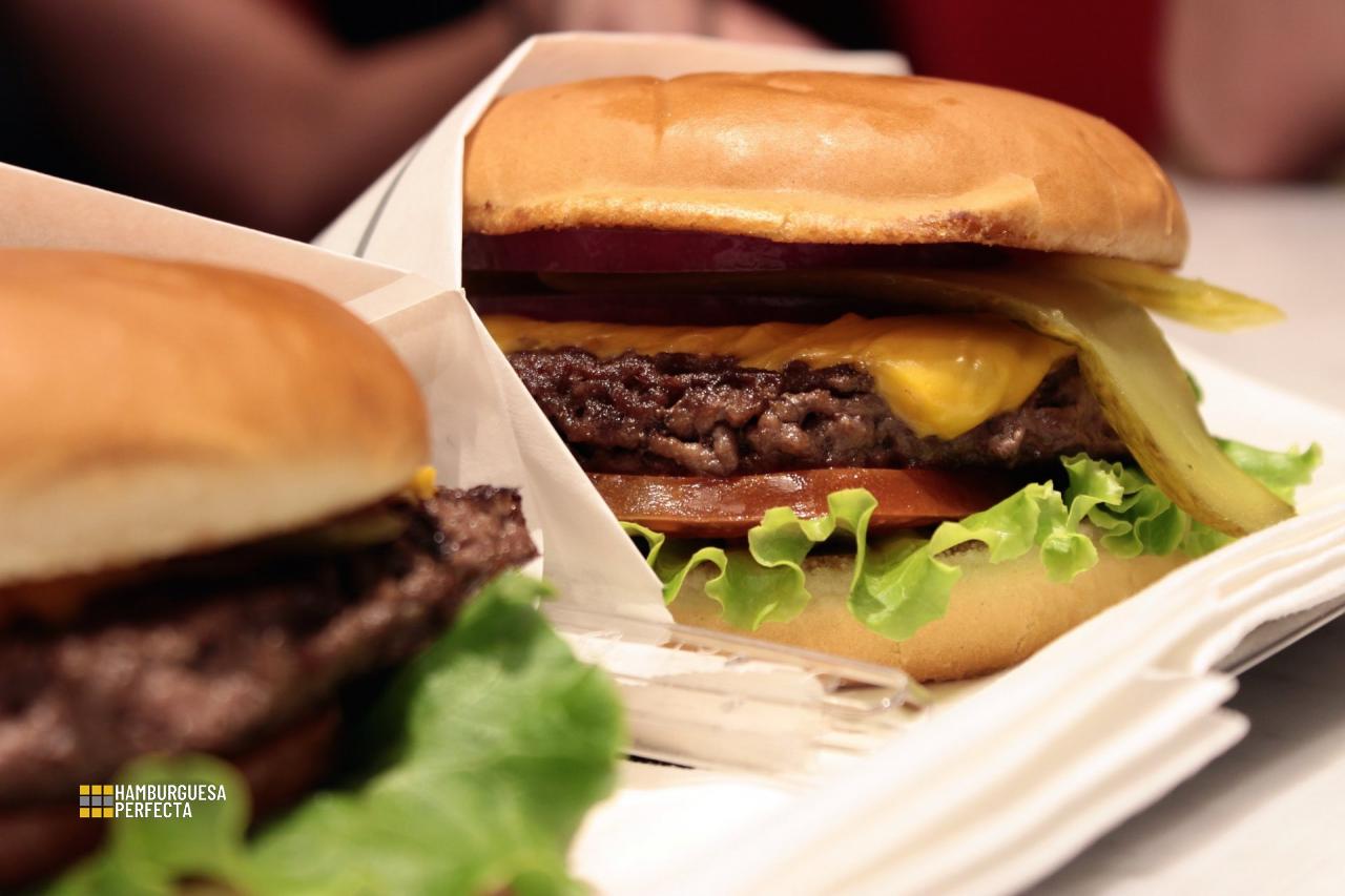 Signature Burger Steak 'n' Shake