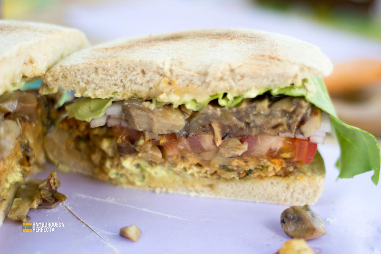 Detalle Corte Burger de la Tierra Viva Burger