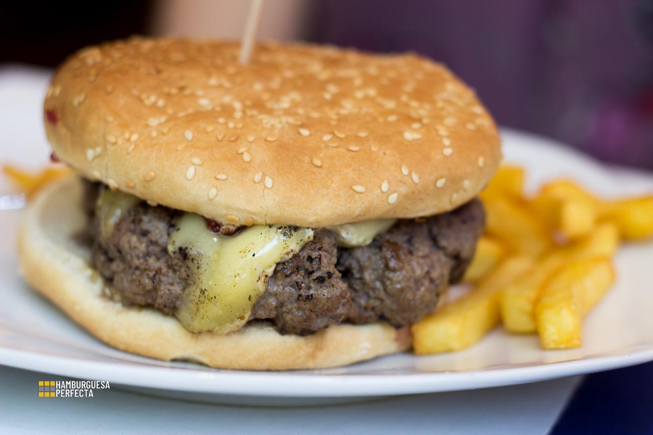 Hamburguesa Camila Volcanes
